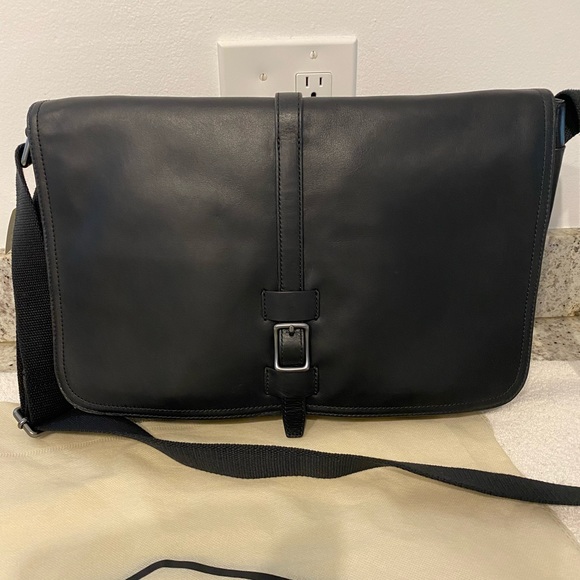 Fossil kenton messenger hotsell